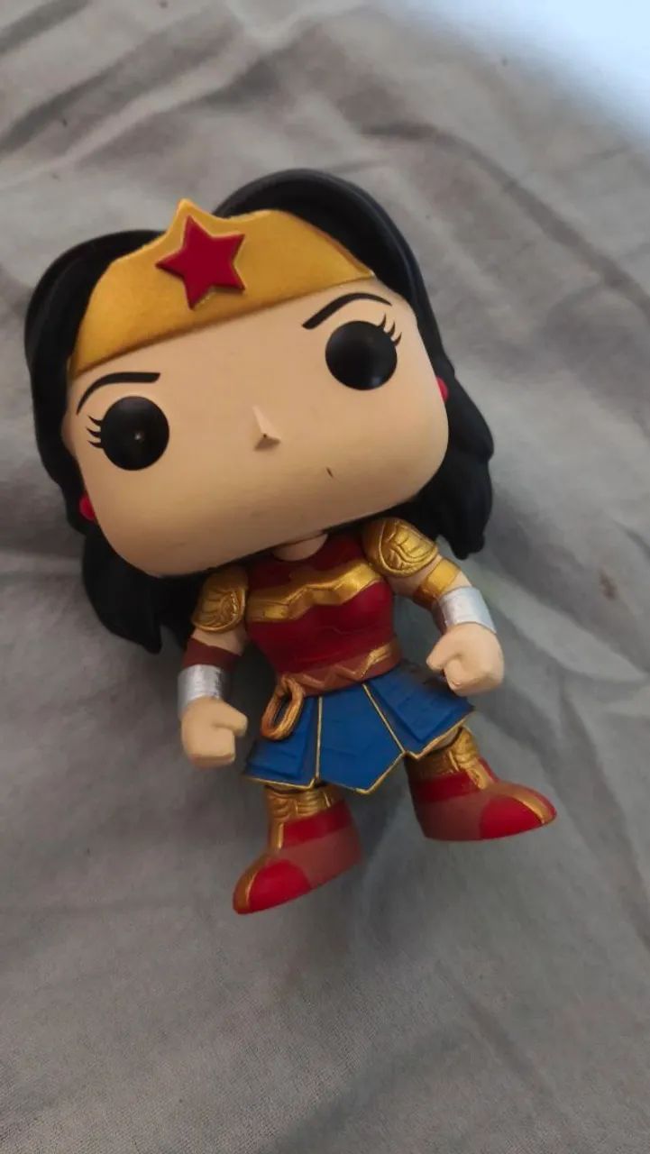 Funkos pop - Mulher Maravilha - Foto 2