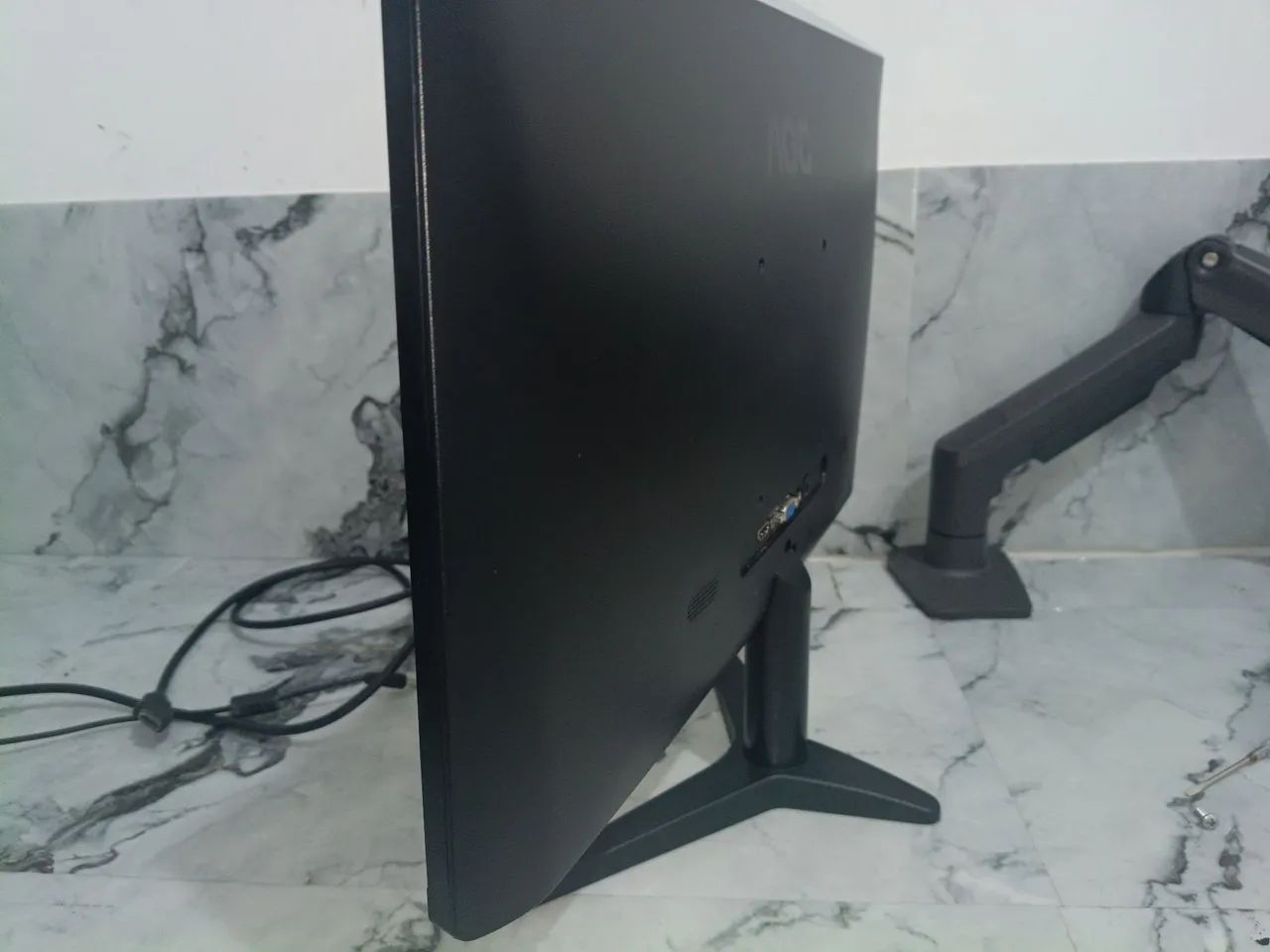 Monitor AOC 22" Full HD 75Hz HDMI/VGA - Funcionando Normal - Foto 3