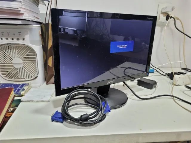 Monitor Acer 15,6" LCD VGA - Funcionando Normalmente