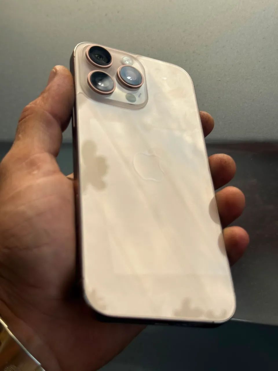 iPhone 16 pro max 256  - Foto 4