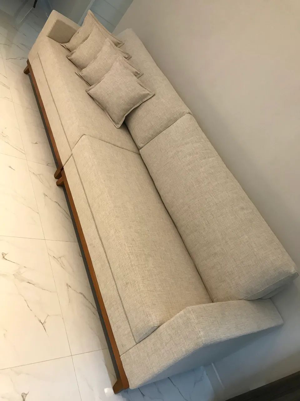 Sofá Retrô Linho 3 metros - Foto 2