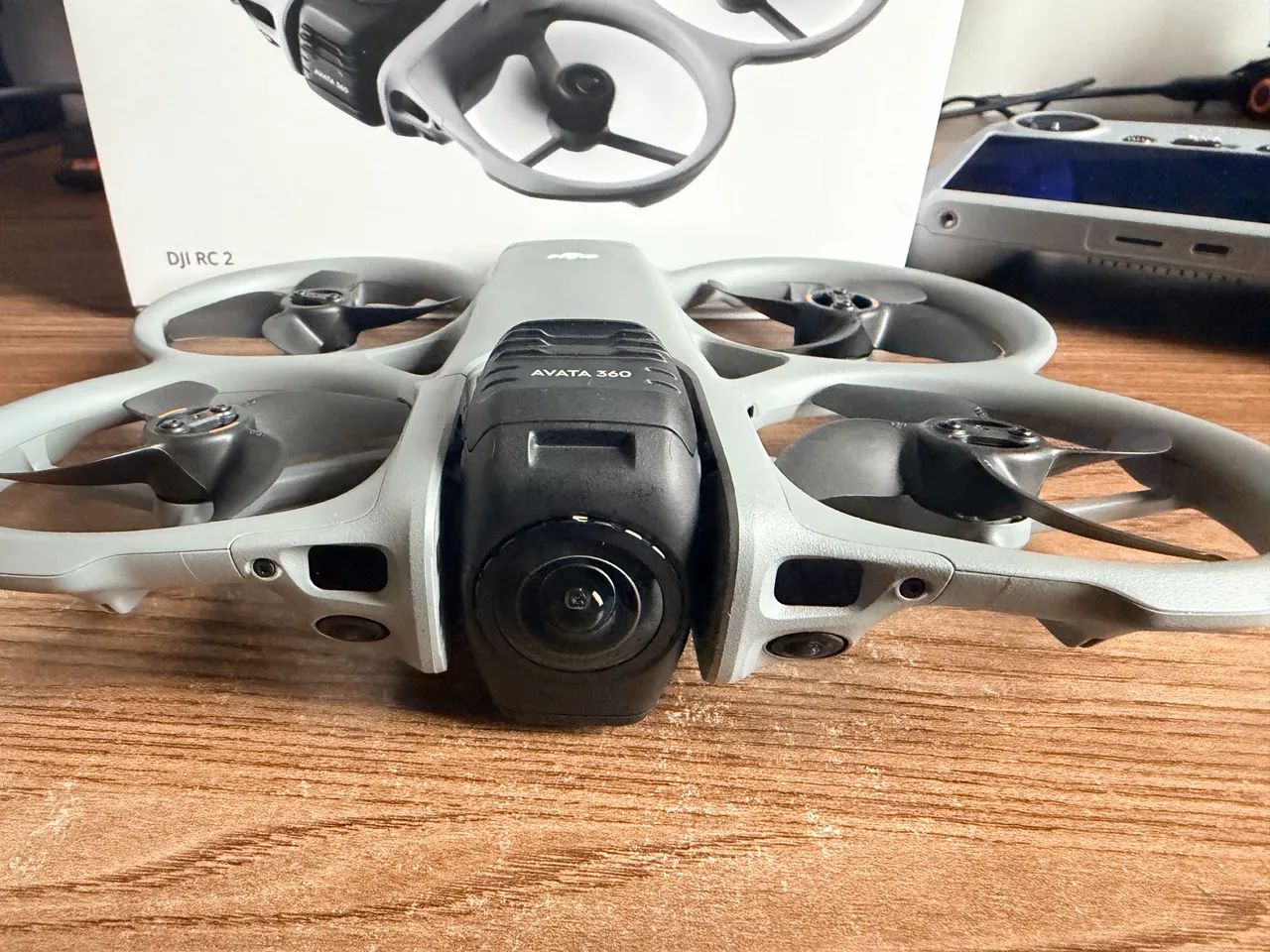 Drone DJI Avata 360 + RC2 - 5 dias de uso  - Foto 2