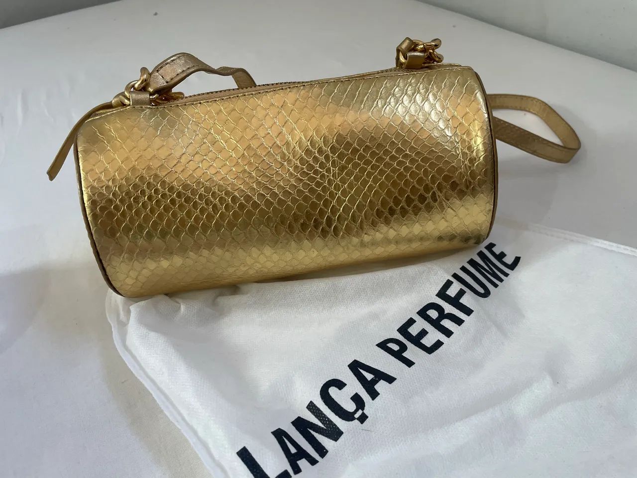 Bolsa Lança perfume em couro  - Foto 4