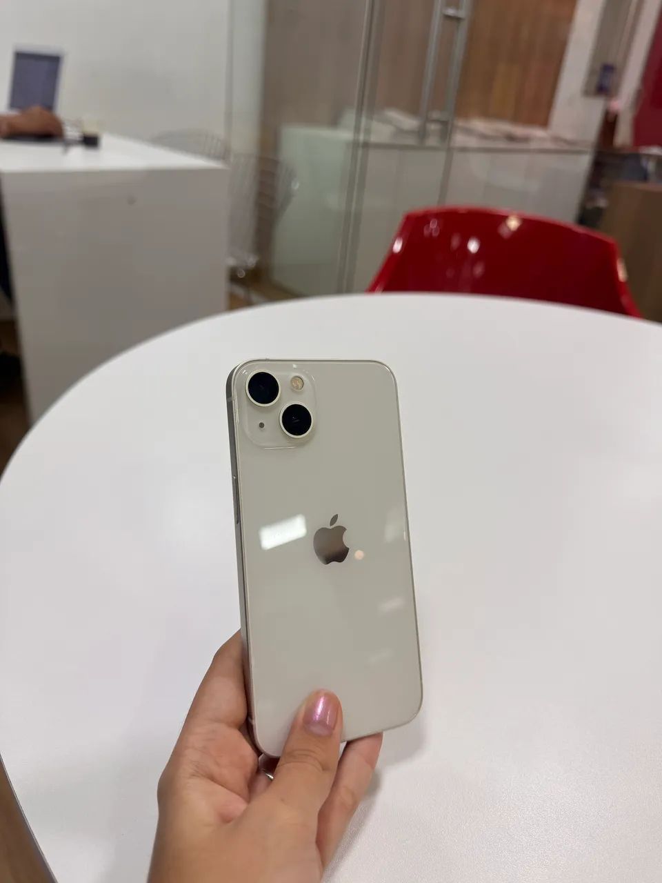 IPHONE 13 1900$