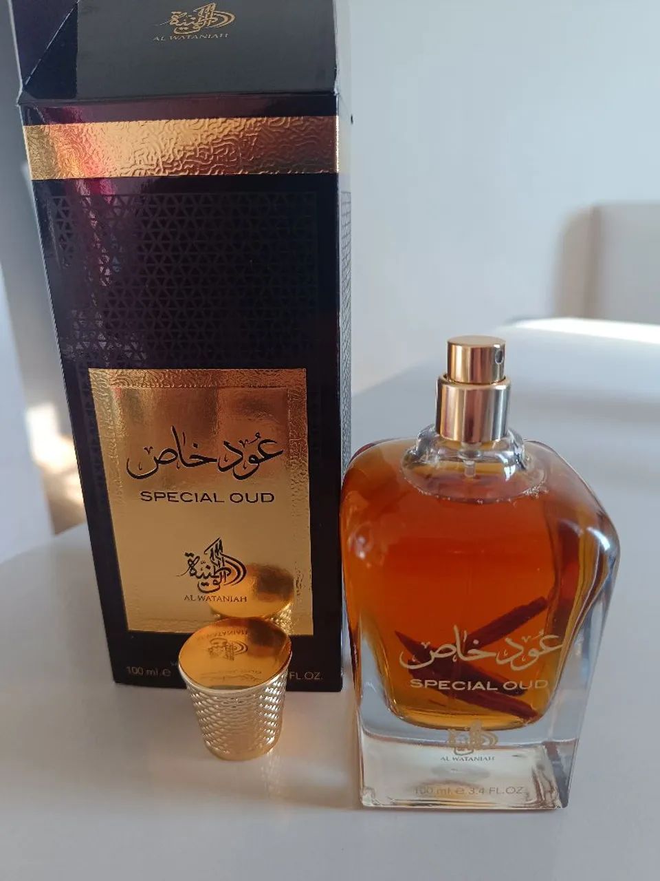 Perfume Special Oud Eu de Parfum
