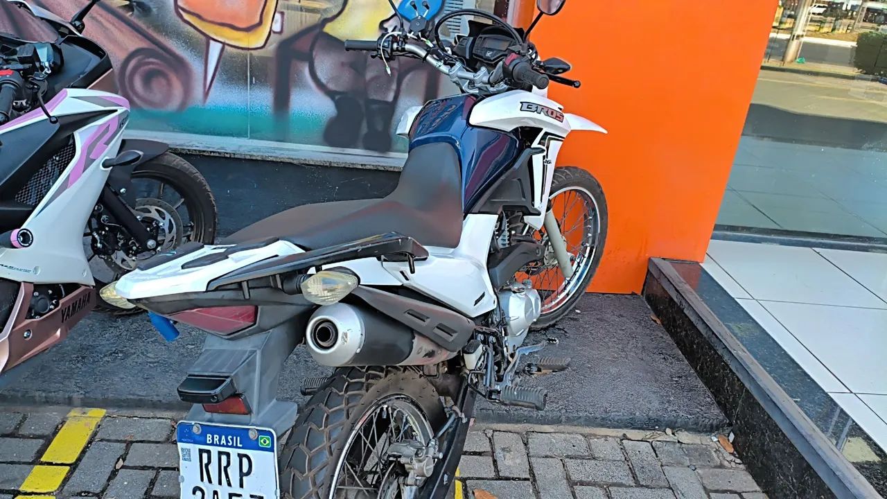 Bros 160 2022/2023 - Foto 2