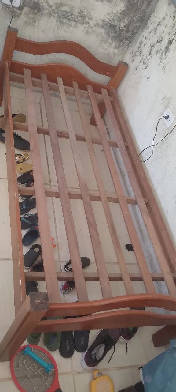 Cama de solteiro 