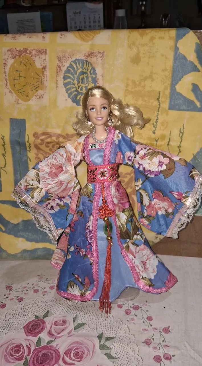 Barbie gueixa azul - Foto 2