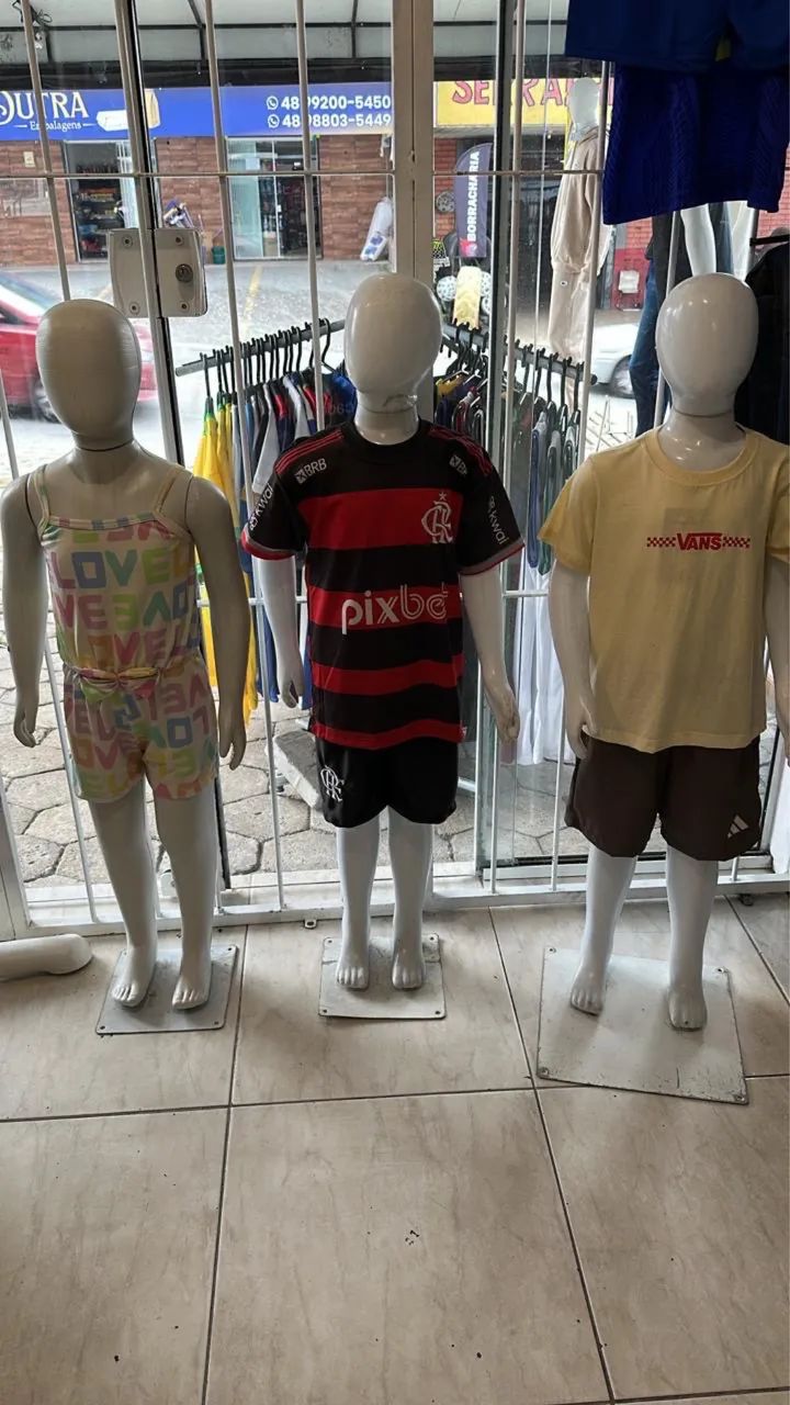 Os 3 Manequins infantis por 150