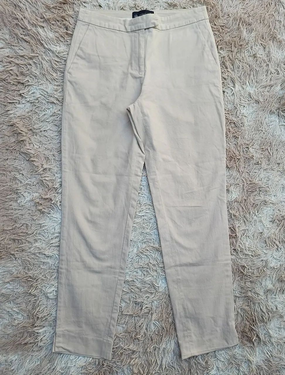 Calça em tecido a/k urban Tam 38 (estica).