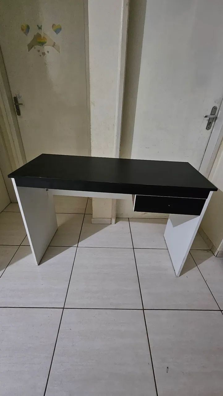 Mesa de Estudo - Escrivaninha 
