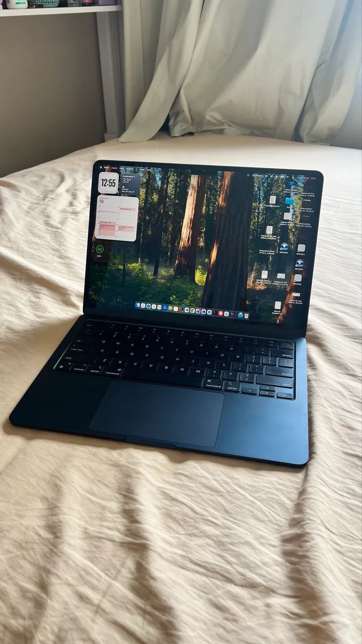 MacBook Air M2 (2022) - Cor Meia-Noite (Midnight) - Foto 2