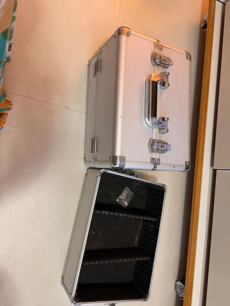 Maleta de maquiagem - Foto 4