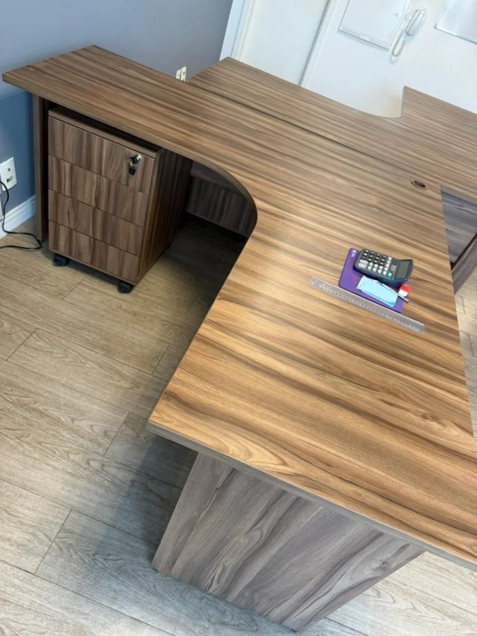 mesa escritório + gaveteiro - Foto 2