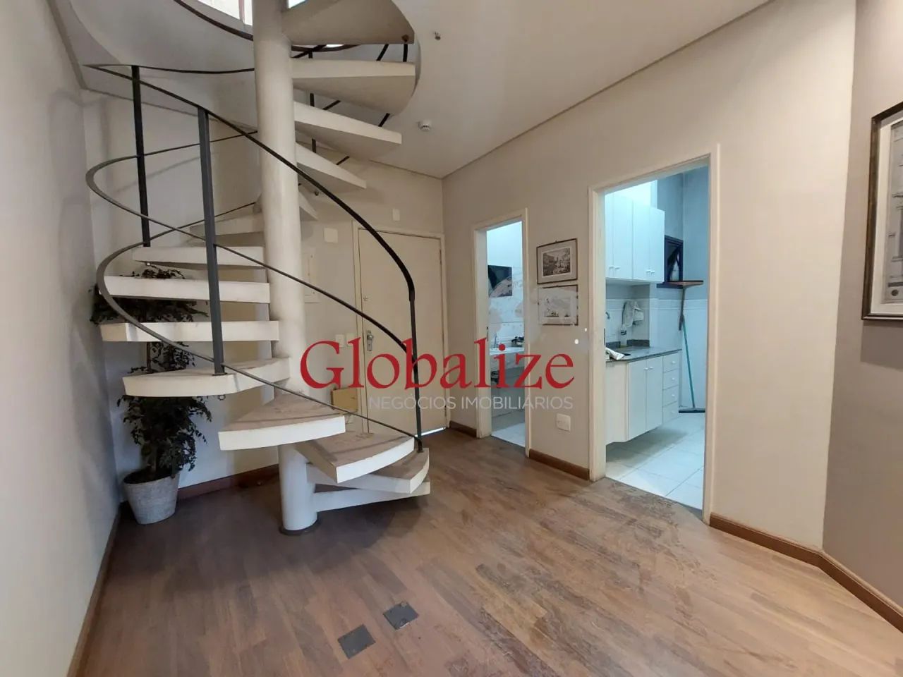 Ampla sala Duplex com 134,00m² na av: Ana Costa R$ 400,00 - Foto 4