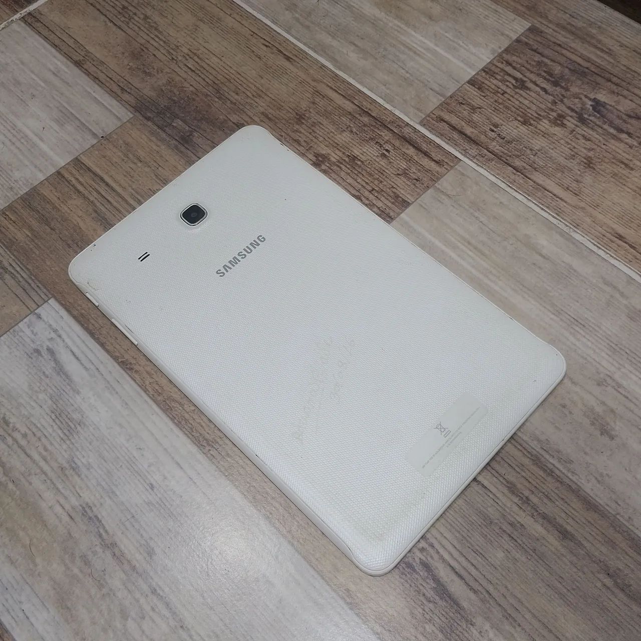 Tablet Samsung SM-T560 - Foto 2