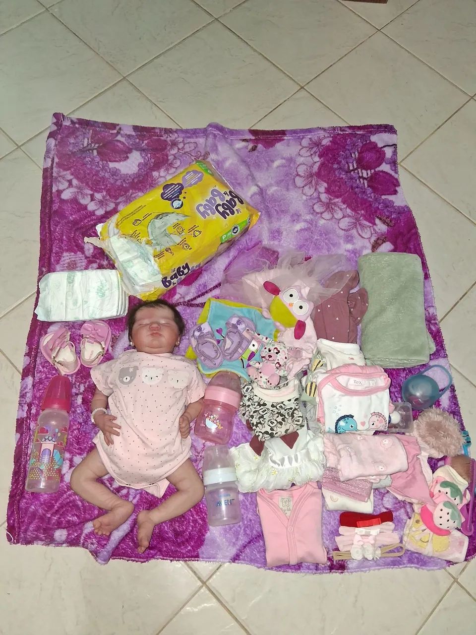 Bebê Reborn Com Enxoval Completo!!!