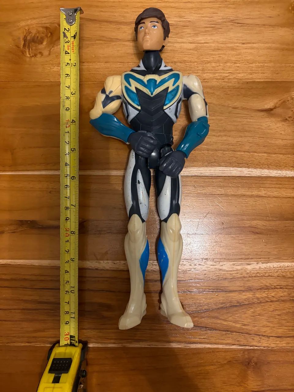 Boneco Max Steel 