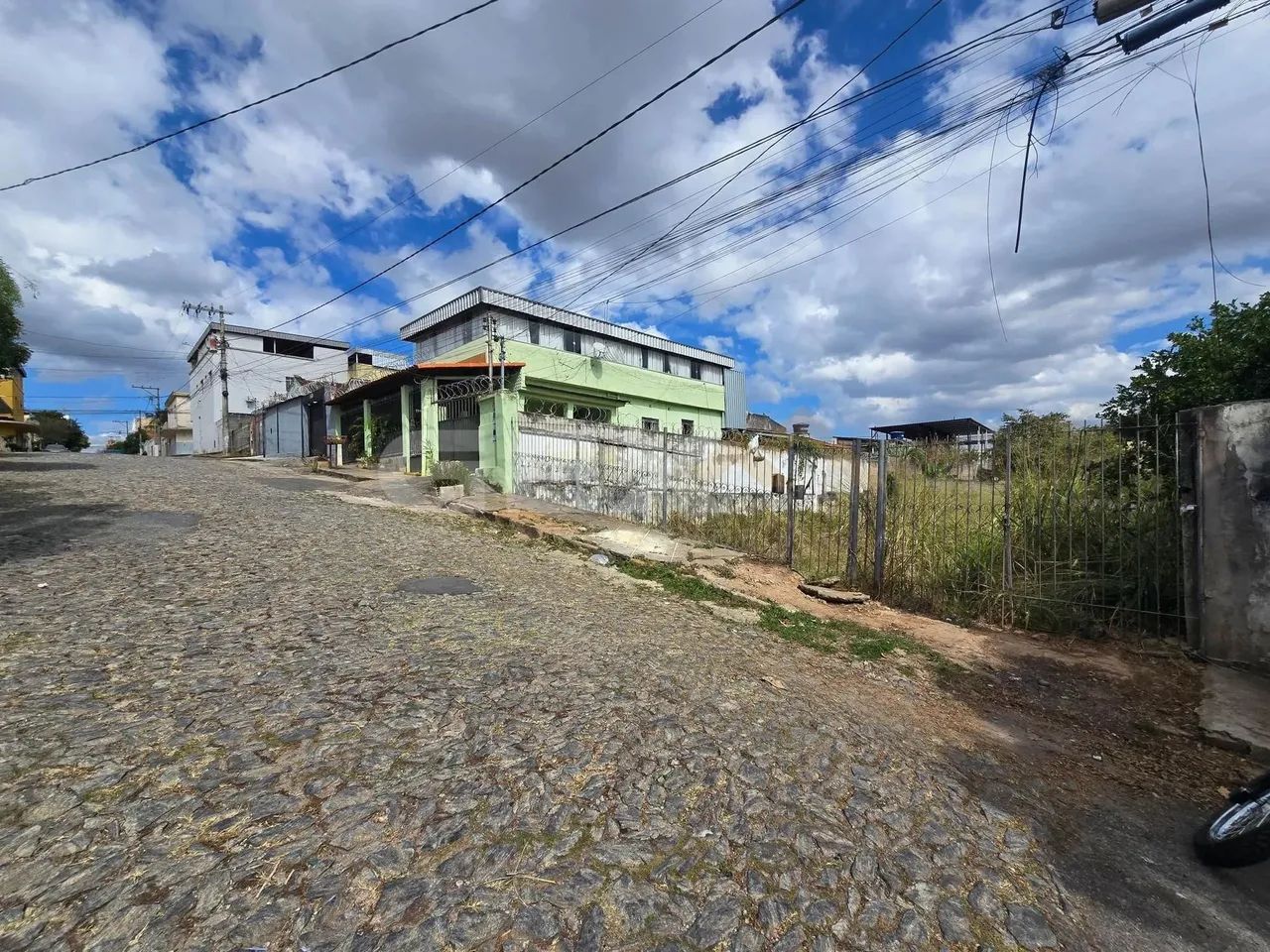 Lote à venda no bairro Interlagos com 360 m². - Foto 11