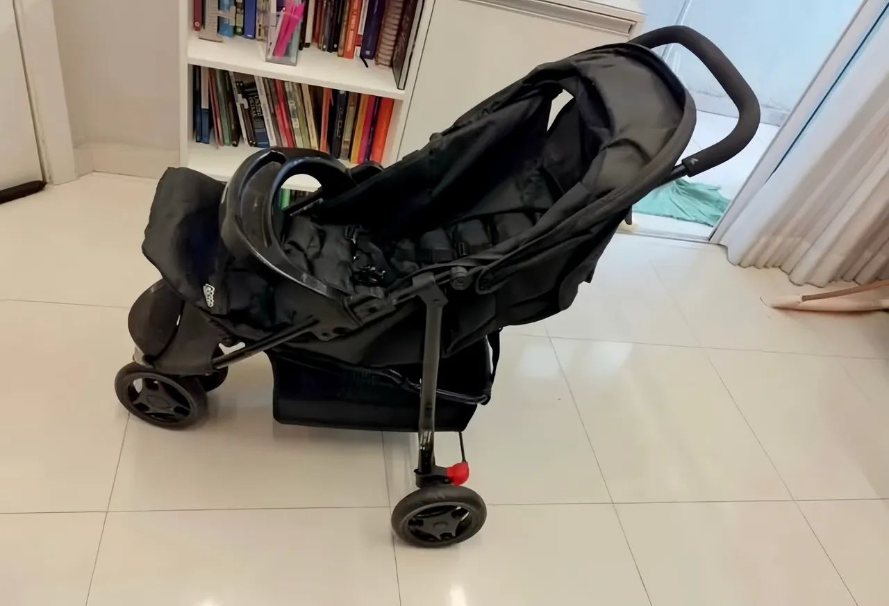 CARRINHO DE BEBÊ 