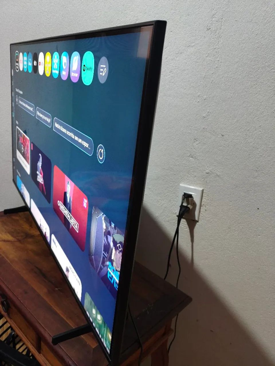 Tv Samsung U8100F Crystal UHD 4k - Foto 2