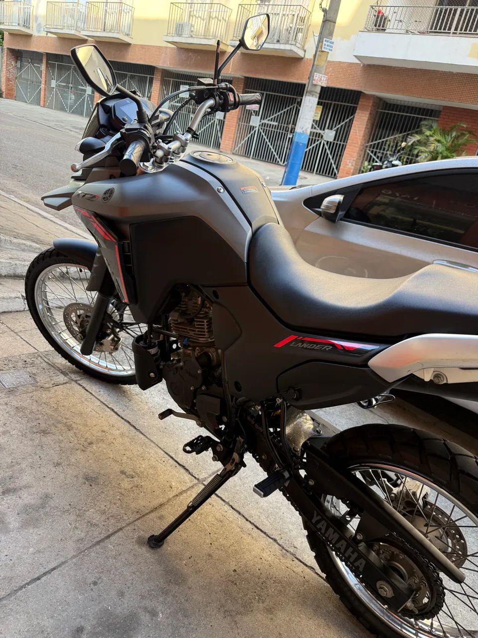 XTZ LANDER 250 