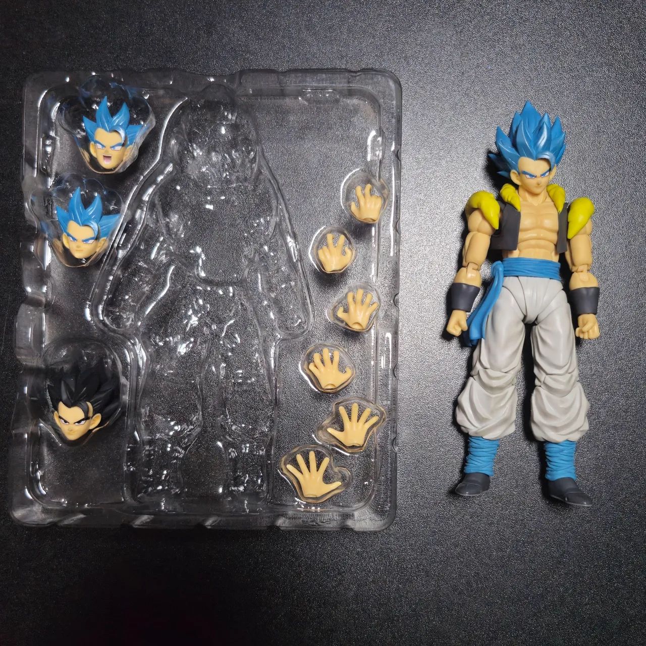 Gogeta Blue SHF / S.H Figuarts  - Foto 2