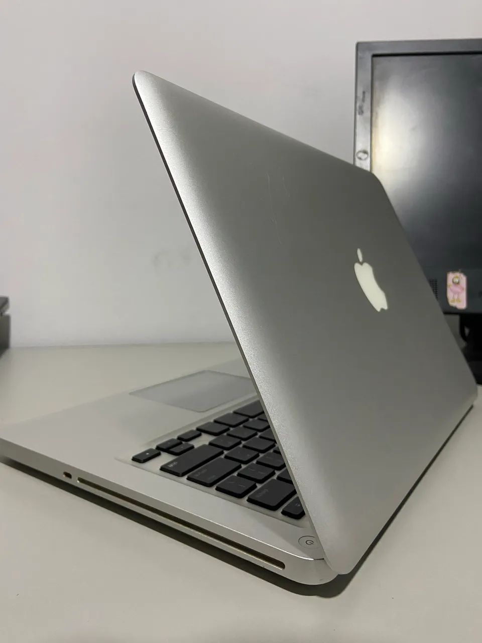 MacBook Pro 2011 leia a descrição - Foto 4