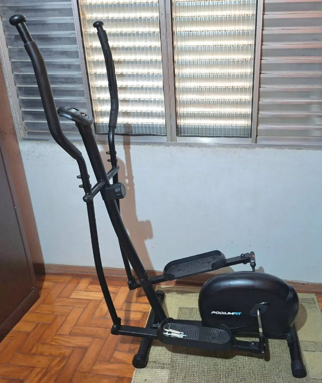 ELÍPTICO PODIUMFIT L100