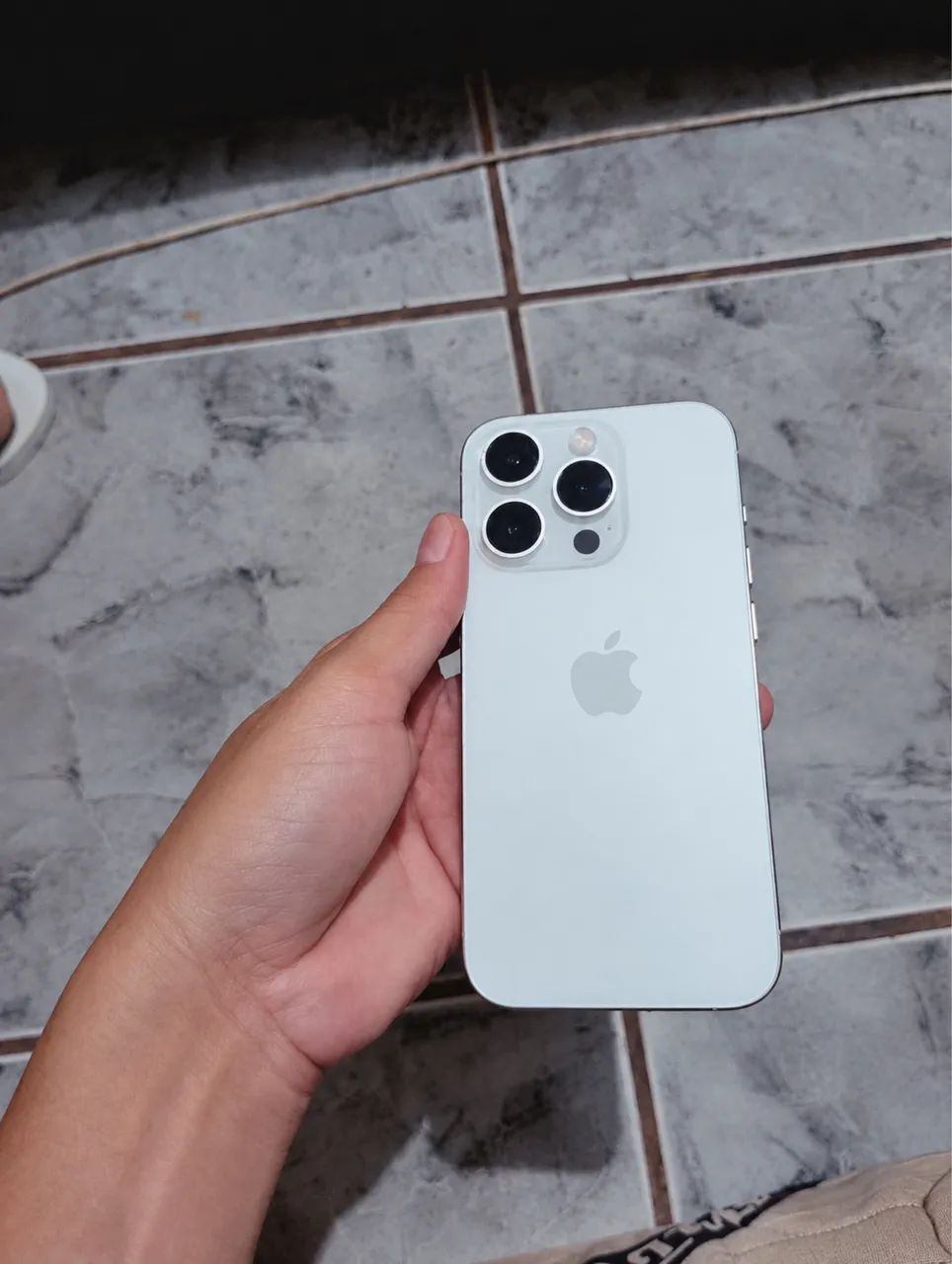 iPhone 15 pro  - Foto 2