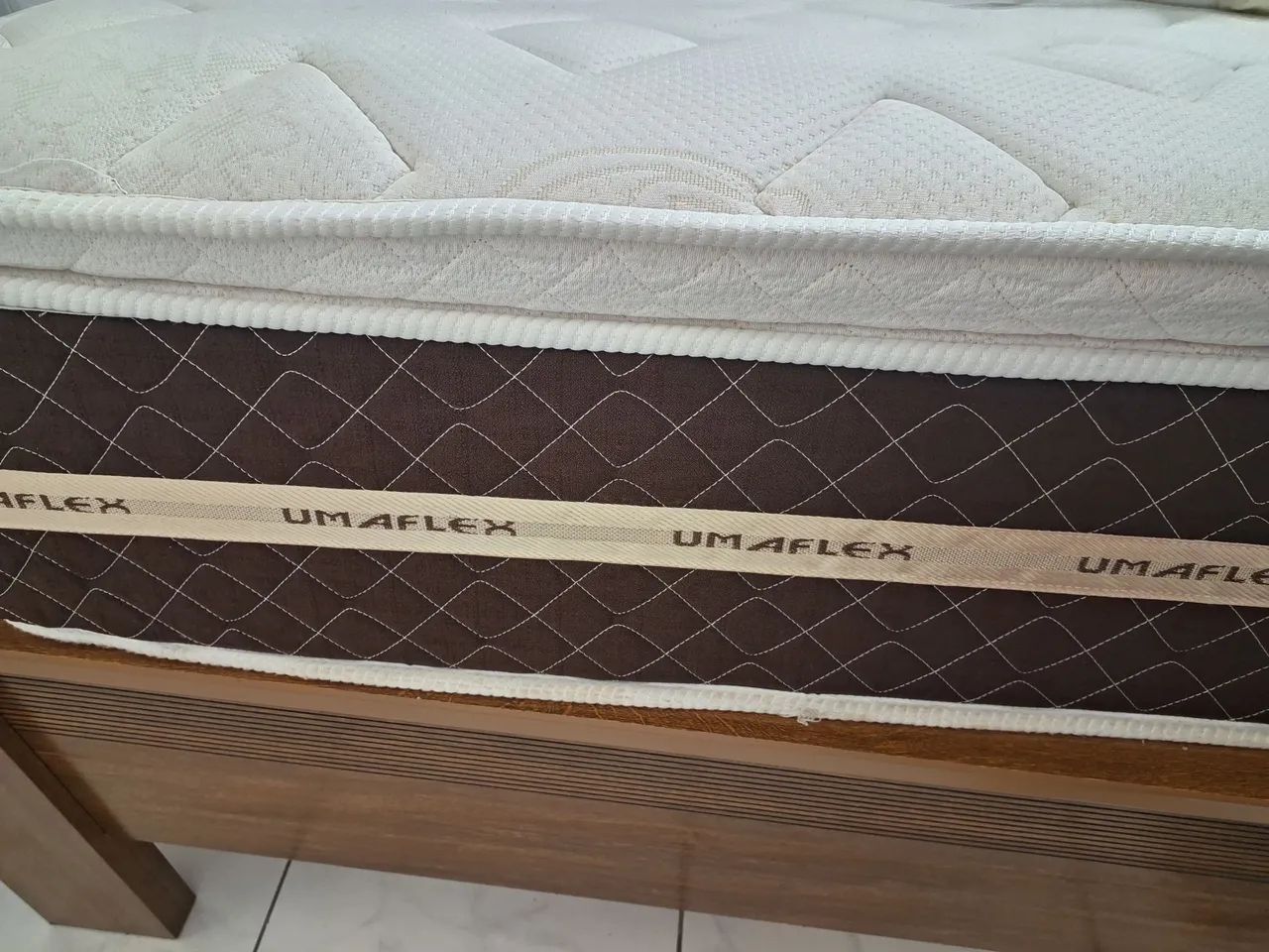 Cama de casal com colchão - Foto 2