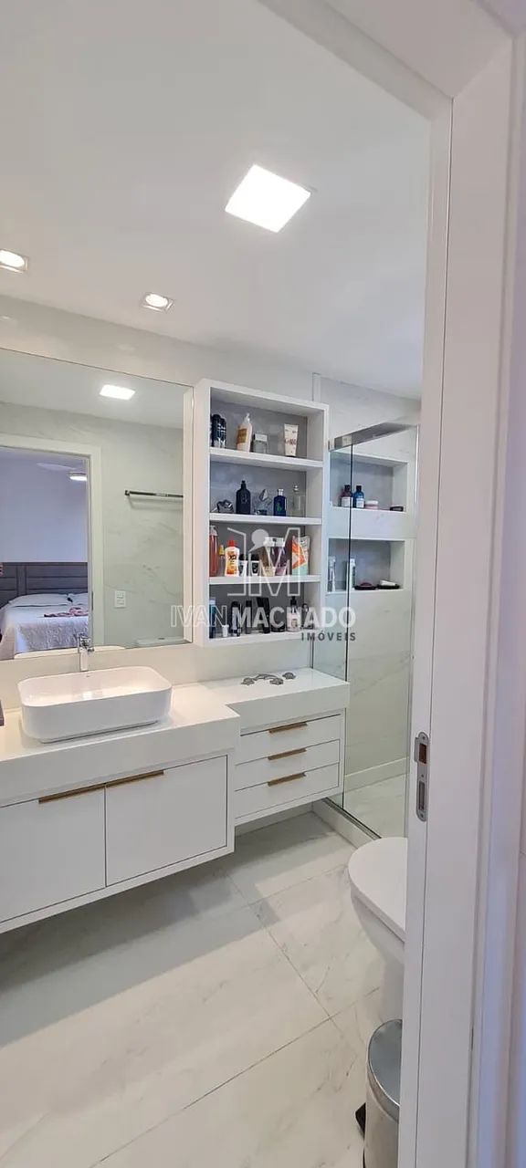 Apartamento à Venda, 04 quartos na quadra do Mar, Mata da Praia, Vitória, ES - Foto 5