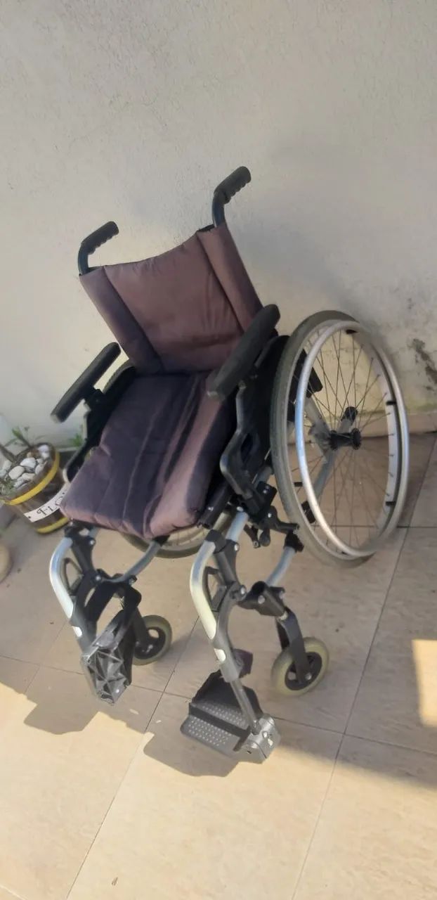 cadeira de rodas - Foto 4