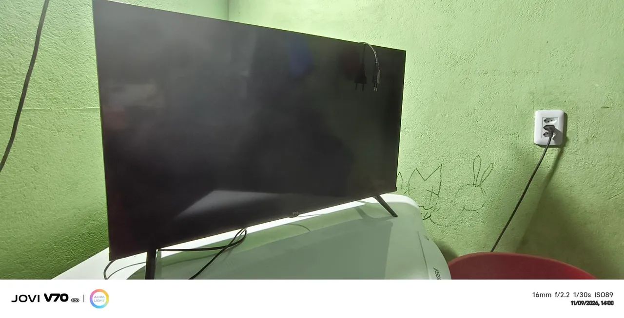 Tv 32 polegadas com defeito  na imagem  - Foto 2