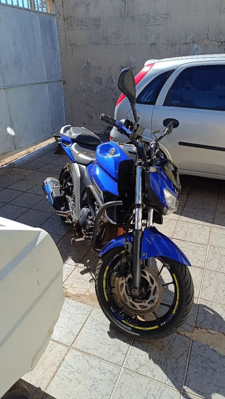Fazer 250 com algumas avarias - Foto 3