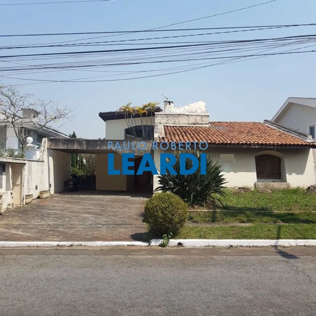 CASA EM CONDOMÍNIO - ALPHAVILLE - SP