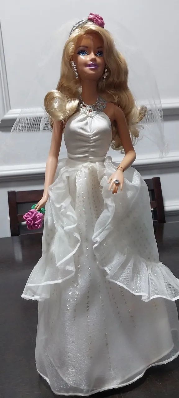 Boneca barbie Noiva - Foto 4