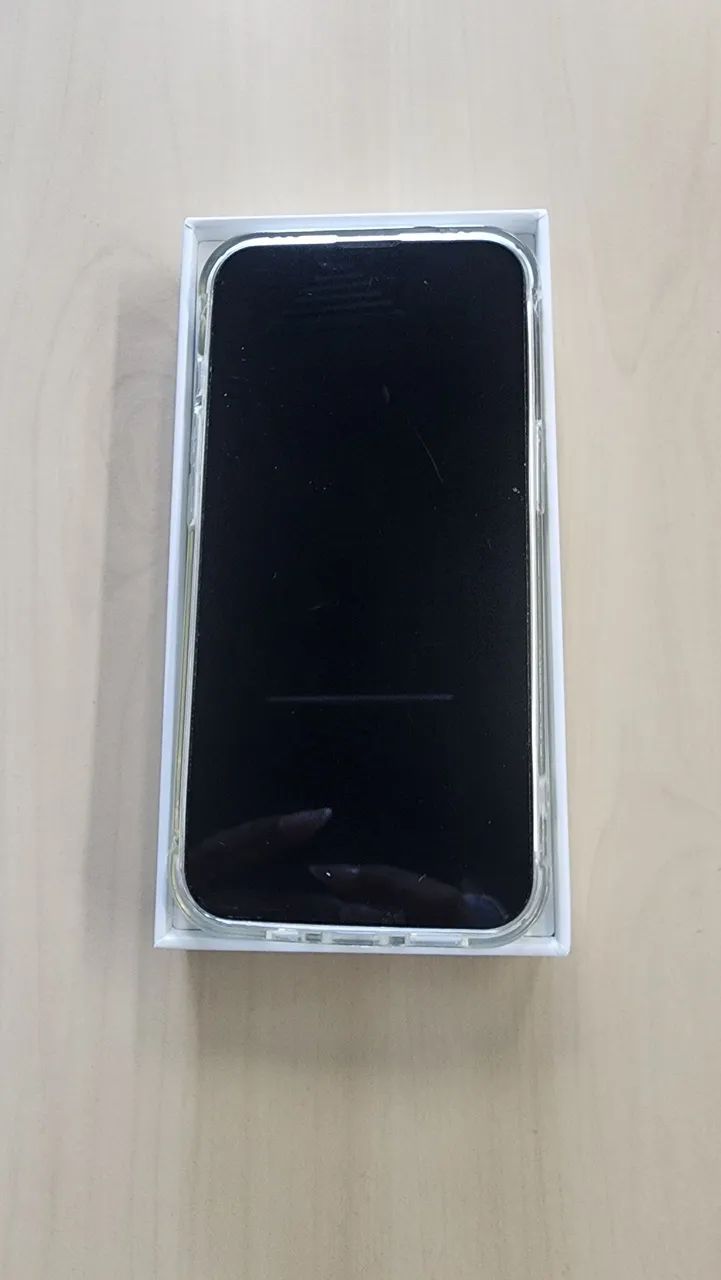 Iphone 14 - Seminovo - Com capa e cabo - Foto 3