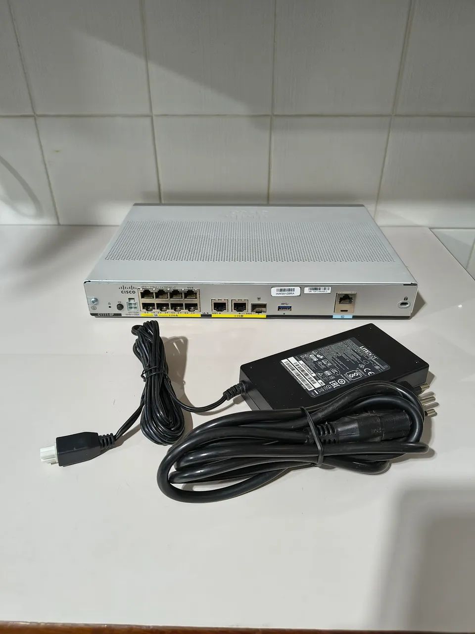 Cisco 1100 Series Router  - Foto 4