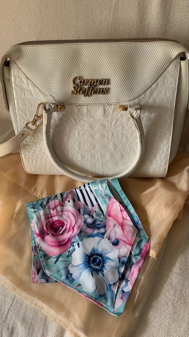 Bolsa Carmen Steffens com lenço - Foto 3