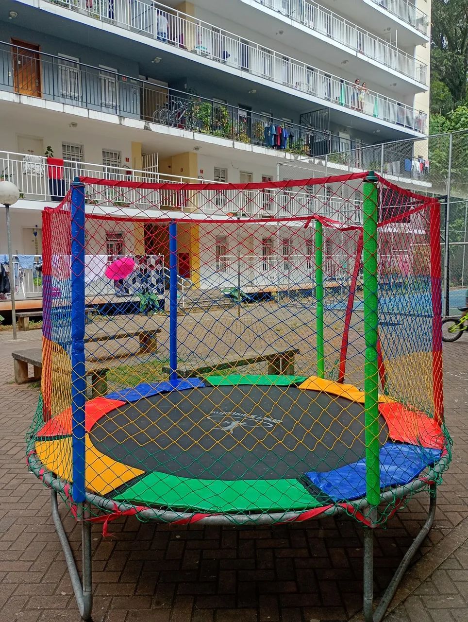 Cama elástica Henri Trampolim 2.44m