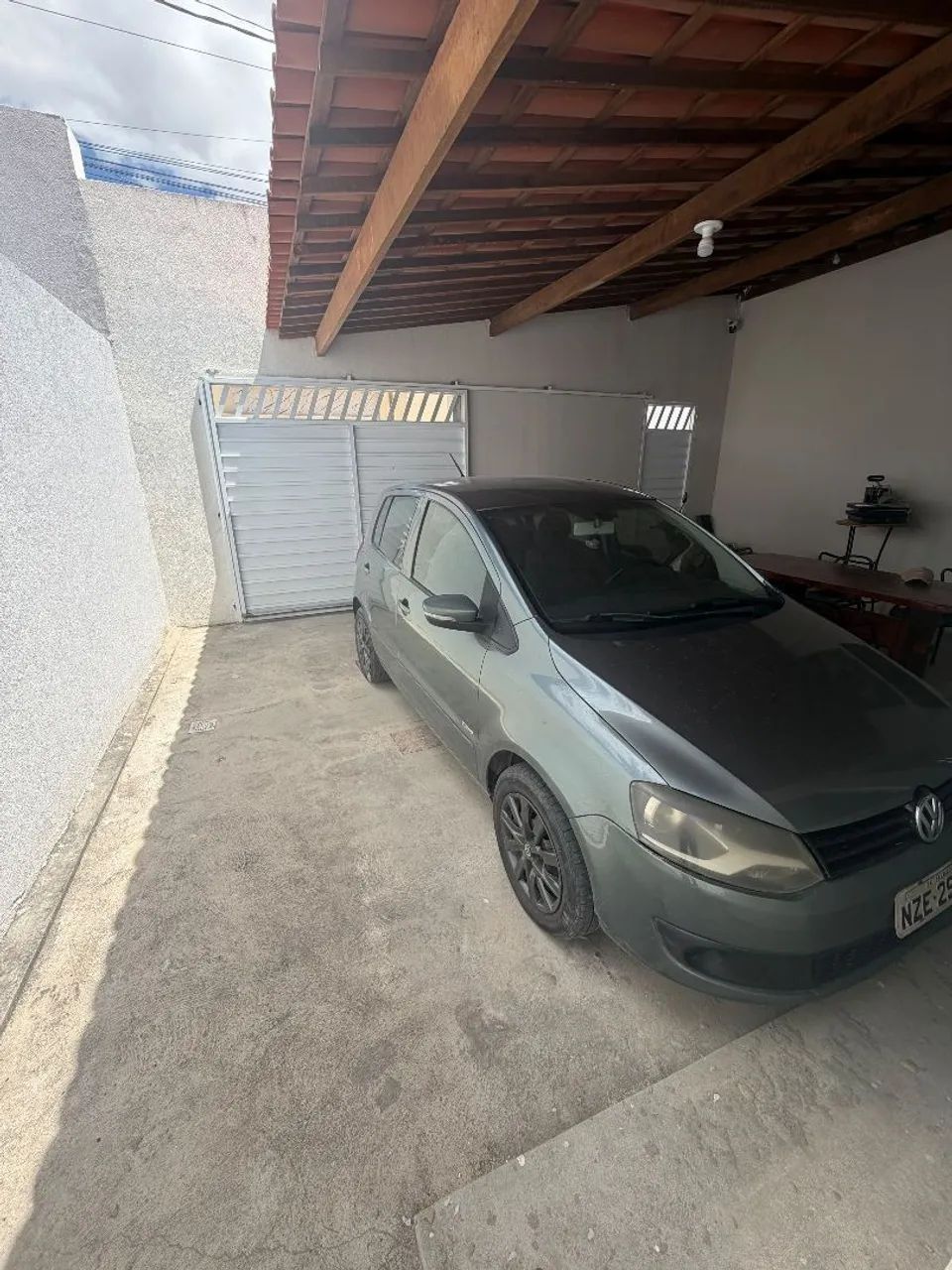 Volkswagen Fox 1.0 MI Total Flex 8V 5P 2012 - Foto 2