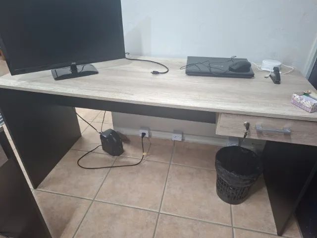 MESA DE ESCRITÓRIO SEMINOVA ? ESTILO MODERNO - Foto 5