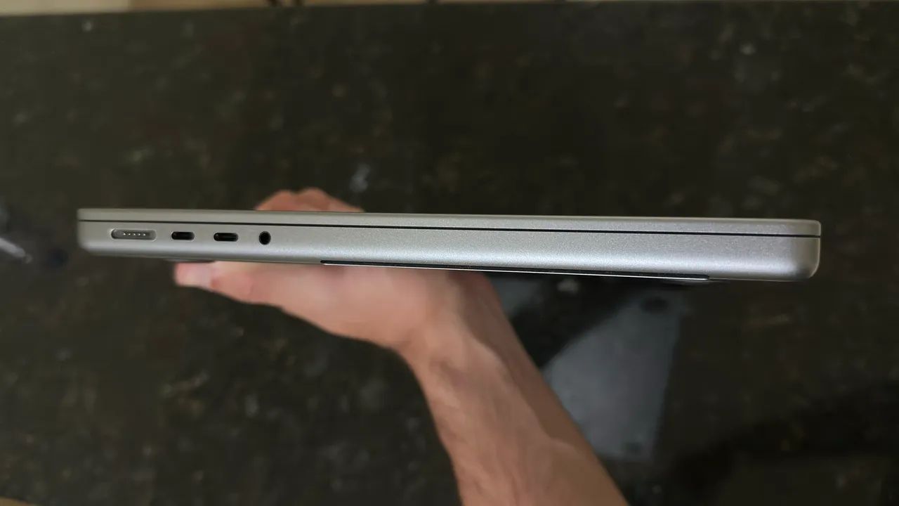 MacBook Pro M2 16GB 512GB - Foto 5