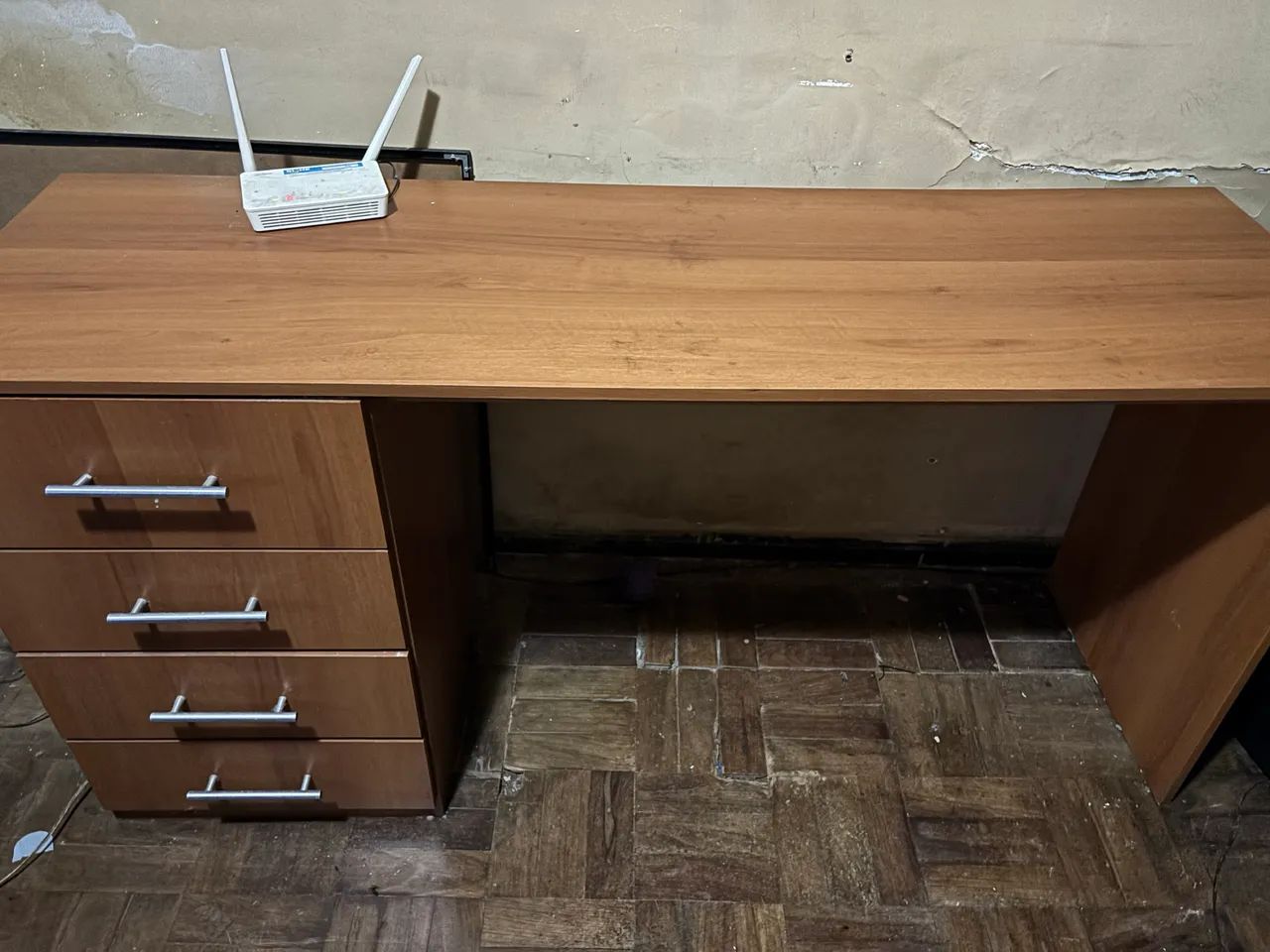 Computer Desk470957227455948800