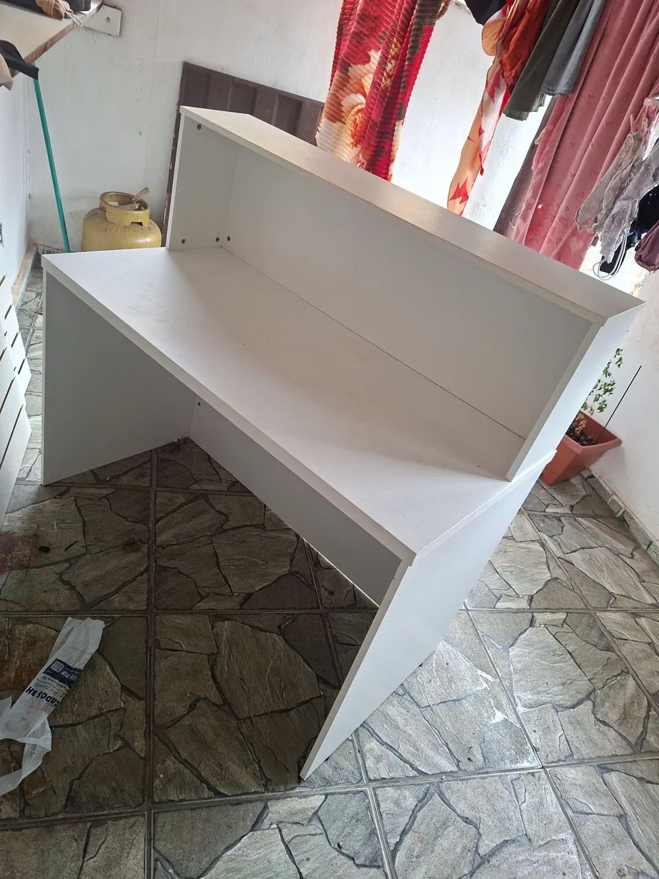 Vendo balcão de atendimento..  novo ........