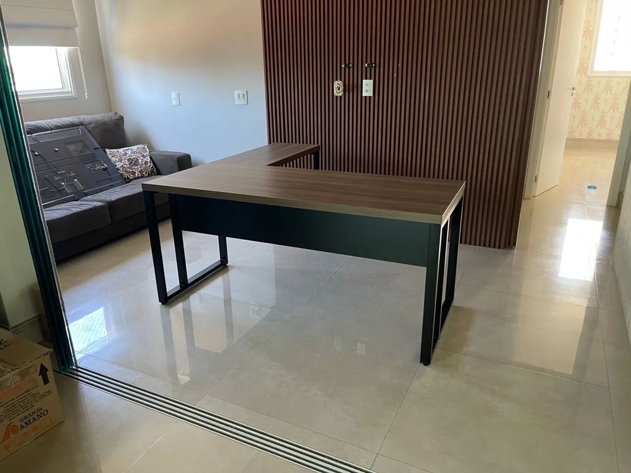 MESA DE ESCRITORIO INDUSTRIAL LOJA IKONOFFICE 