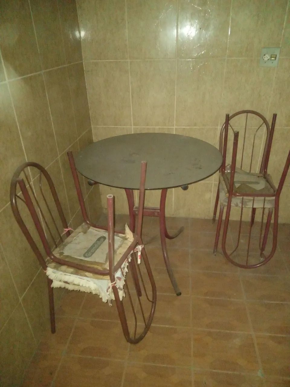 Mesa de jantar em vidro