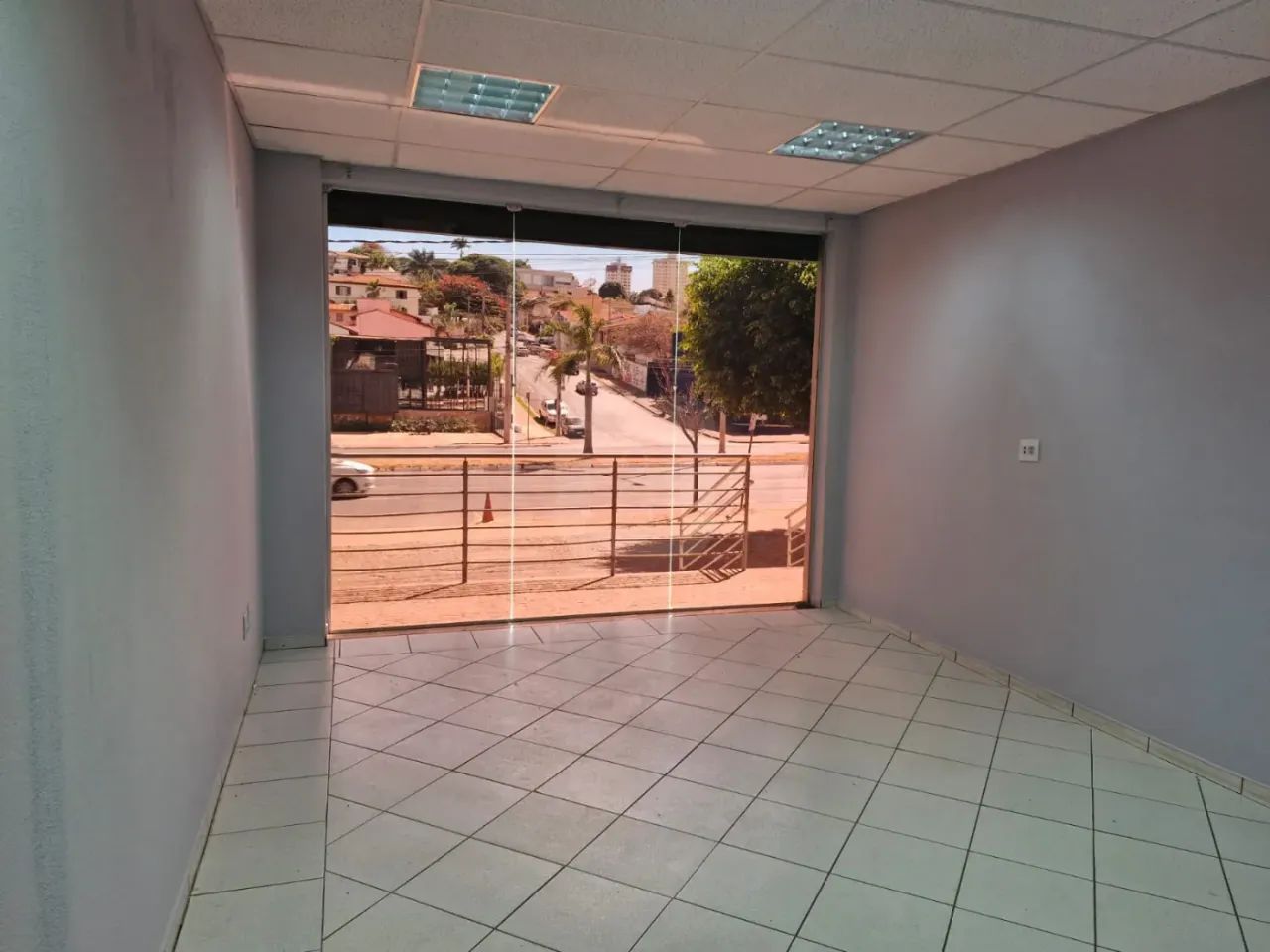 Loja comercial para locação no bairro Morada da Colina - Foto 4