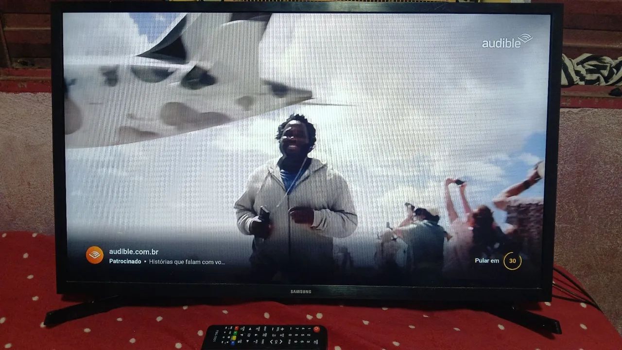 Vendo tv Samsung 32 polegadas smart funcionando perfeitamente valor 550 pra vim buscar  - Foto 5